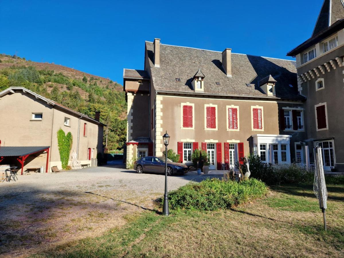 Chateau De Viviez Buitenkant foto